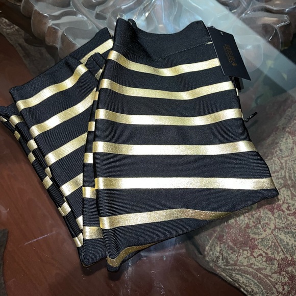 🔥Super Hot bandage pants fits like a glove with a back zipper. - Picture 3 of 6